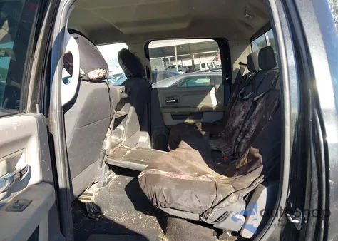 2010 Dodge Ram 1500 Slt/Sport/Trx z USA, uszkodzony, nr VIN 1D7RB1CP5AS119187